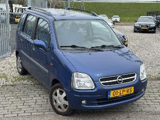 uszkodzony samochody osobowe Opel Agila 1.2-16 V Elegance 2003/3