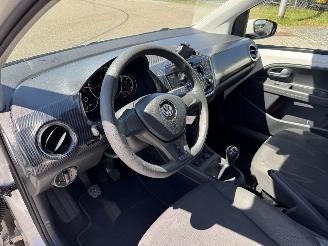 Volkswagen Up! 1.0 BMT Move up picture 11