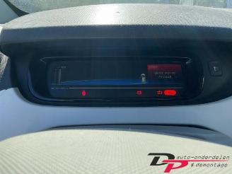 Renault Zoé Zoe (AG), Hatchback 5-drs, 2012 43kW picture 11
