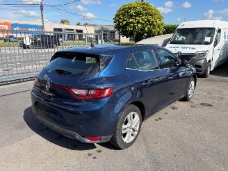 Vaurioauto  passenger cars Renault Mégane  2016/5