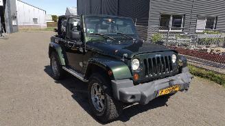 damaged passenger cars Jeep Wrangler 3.8 V6 Automaat 4x4 Sahara Edition 148dkm Leuke auto! 2010/1