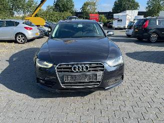 Schadeauto Audi A4 Avant WAUZZZ8K0FA061307 2015/1