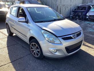 Uttjänta bilar auto Hyundai I-20 i20, Hatchback, 2008 / 2015 1.4i 16V 2010/11