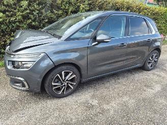 damaged passenger cars Citroën C4-picasso 1.6 16V eTHP 2017/1