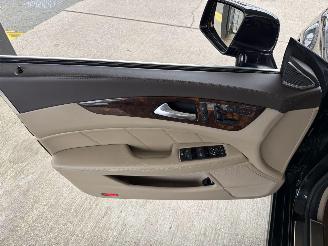 Mercedes CLS 350 CDI 4 MATIC AMG FULL OPTIONS NAP picture 8