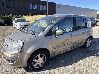 Voiture accidenté Renault Grand-modus 1.2 TCE DYNAMIQUE 77271 NAP! RIJDBAAR BOUWJAAR 2008  1950 EURO 2008/8