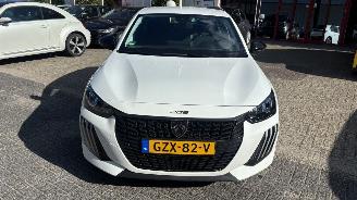 Auto incidentate Peugeot 208 1.2 PURETECH 75 STYLE 2025/1
