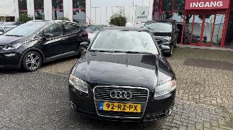 krockskadad bil auto Audi A4 2.0 PRO LINE GEEN SCHADE 2005/10