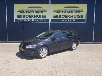 Vaurioauto  passenger cars Volkswagen Golf 1.6 TDI Highline DSG 2015/3