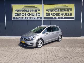 Schadeauto Volkswagen Golf Sportsvan 1.2 TSI Highline 2018/1