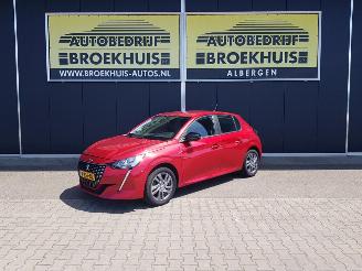 uszkodzony samochody osobowe Peugeot 208 1.2 PureTech Allure 2022/4