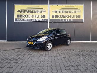 Coche accidentado Peugeot 208 1.0 PureTech Access 2015/1