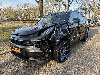 skadebil auto Lynk & Co 01  2022/1
