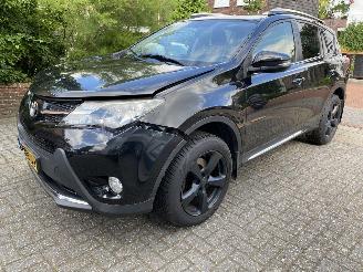 krockskadad bil auto Toyota Rav-4 2.2D Style 4WD 2014/4