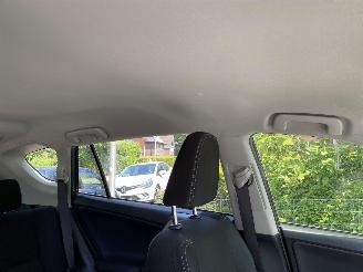 Toyota Rav-4 2.2D Style 4WD Vaste Prijs! picture 24