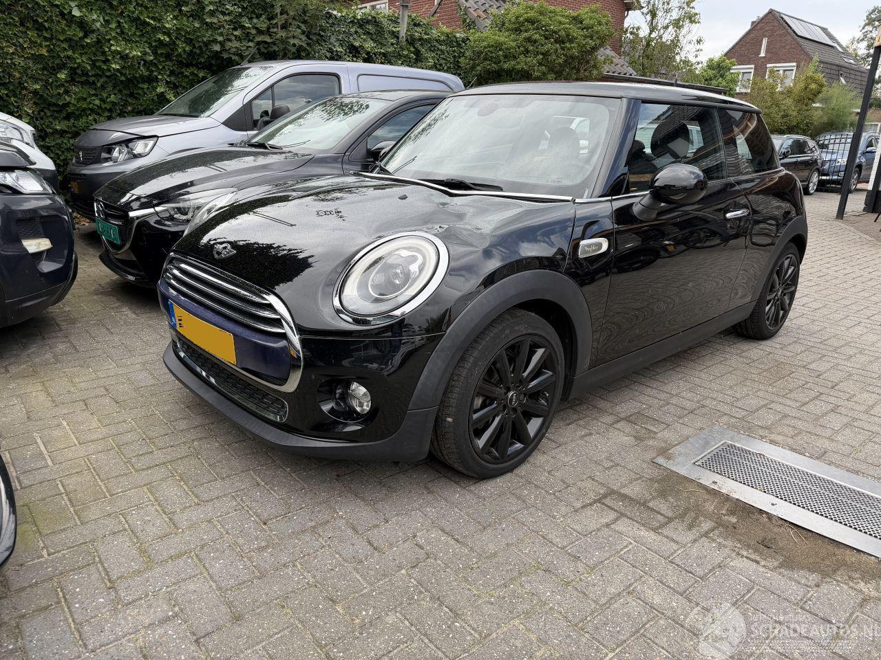 Mini Cooper Automaat 1.5 Chilli/Mary-Lebone Vaste prijs
