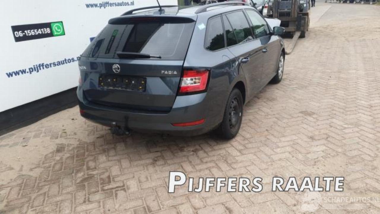 Skoda Fabia Fabia III Combi (NJ5), Combi 5-drs, 2014 / 2022 1.0 12V Greentech