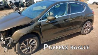 Vrakbiler auto Citroën DS4 DS4 (NX), Hatchback, 2011 / 2015 1.6 16V THP 155 2011/8