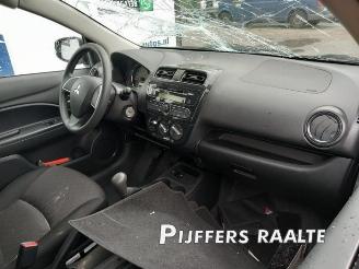 Mitsubishi Space-star Space Star (A0), Hatchback, 2012 1.0 12V picture 16