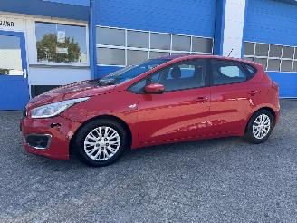 Schadeauto Kia Niro 1.0 T-GDI  NAVIGATOR 2016/6