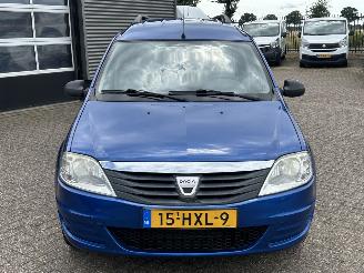 Dacia Logan MCV 1.6 Ambiance 7pers picture 8