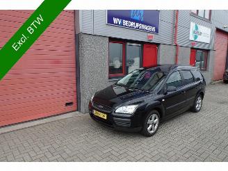 ocasión vehículos comerciales Ford Focus Wagon 1.6-16V Ambiente grijskenteken benzine uitvoering uniek !!!!!!! 2006/3