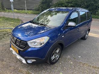 damaged passenger cars Dacia Lodgy  2021/4