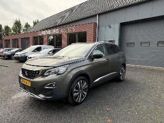 Avarii autoturisme Peugeot 3008 1.2 AUTOMAAT  PureTech Allure (SUV 5-dr.) 2019/2