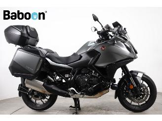 krockskadad bil motor Honda 848 NT 1100 DCT 2023/7