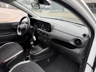 Hyundai I-10 1.0 Comfort Smart picture 17