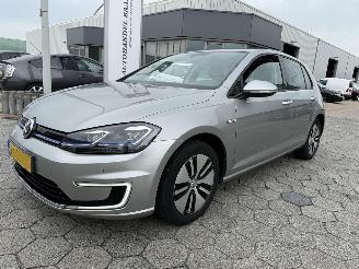 damaged passenger cars Volkswagen e-Golf e-Golf 2018/2