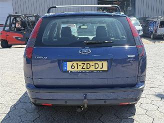 Ford Focus 1.8-16V Ambiente Flexifuel picture 5