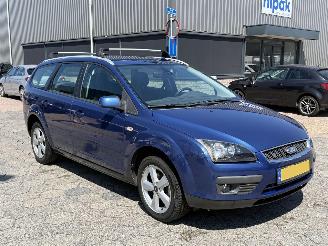 Ford Focus 1.8-16V Ambiente Flexifuel picture 3