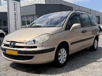 Coche accidentado Peugeot 807 2.0 ST 7persoons 2003/2