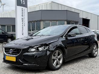 Avarii autoturisme Volvo V-40 1.6 T3 Momentum 2012/8