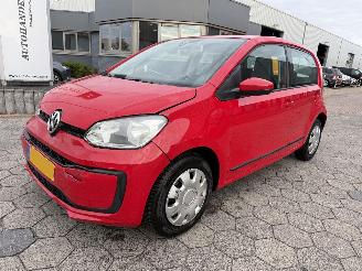 krockskadad bil auto Volkswagen Up! 1.0 BMT move up! 2018/8