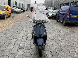 Vespa  Sprint picture 3
