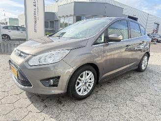 Vaurioauto  passenger cars Ford C-Max 1.6 EcoBoost Titanium 2014/2