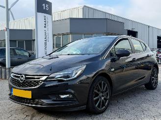 krockskadad bil auto Opel Astra 1.0 Edition 2016/10