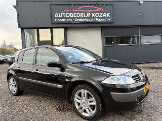 Tweedehands auto Renault Mégane 1.6-16V Privilege Luxe LPG/G3 NIEUWE APK 2005/5