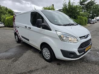 škoda dodávky Ford Transit 310 2.2 TDCI L2H1 Ambiente 2015/10