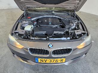BMW 3-serie 316d High Executive picture 10