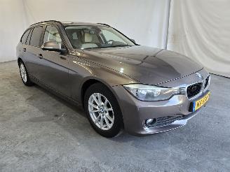 Vaurioauto  passenger cars BMW 3-serie 316d High Executive 2013/6