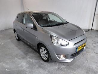 skadebil auto Mitsubishi Space-star 1.0 Bright 2015/5