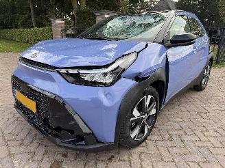 Voiture accidenté Toyota Aygo X 1.5 Hybrid 115 pulse 2026/3