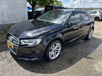 škoda osobní automobily Audi A3 Sportback 1.0 tfsi airco/lm velgen 2018/8