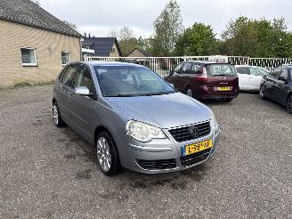 uszkodzony samochody osobowe Volkswagen Polo 1.2 Easyline 2007/10