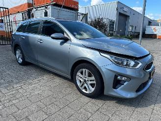Unfallwagen Kia Ceed Sportswagon 1.0 T-GDi DynamicLine 2018/9