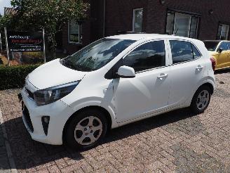 Schadeauto Kia Picanto 1.0 Dpi Comfortline 5P 2023/1