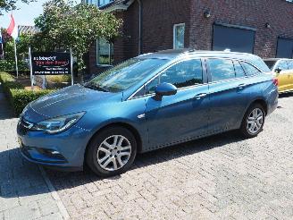 škoda osobní automobily Opel Astra 1.6 CDTI Business+ Automaat 2016/11